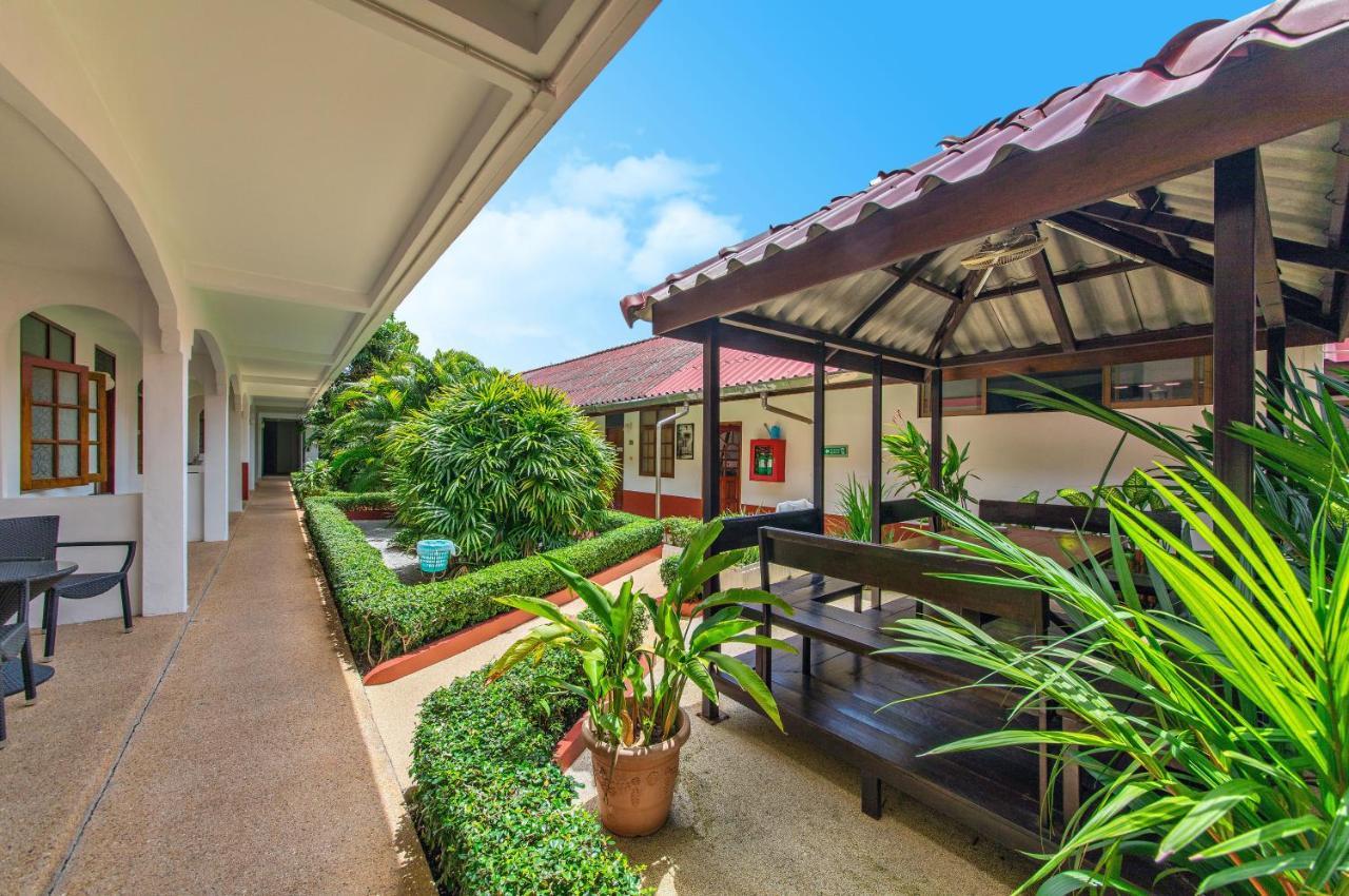 Panda Hotel Patong Eksteriør bilde