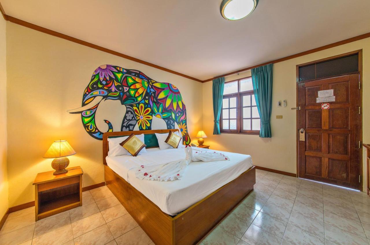 Panda Hotel Patong Eksteriør bilde